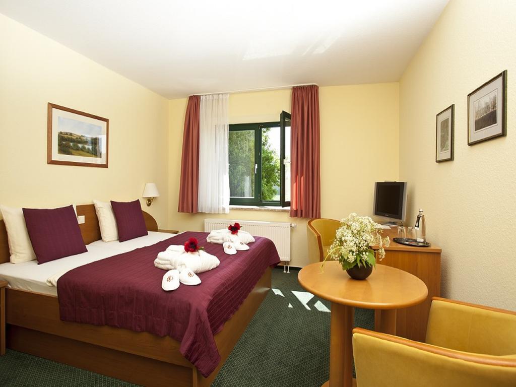 Nationalparkhotel Kranichrast Schwarzenhof Ngoại thất bức ảnh
